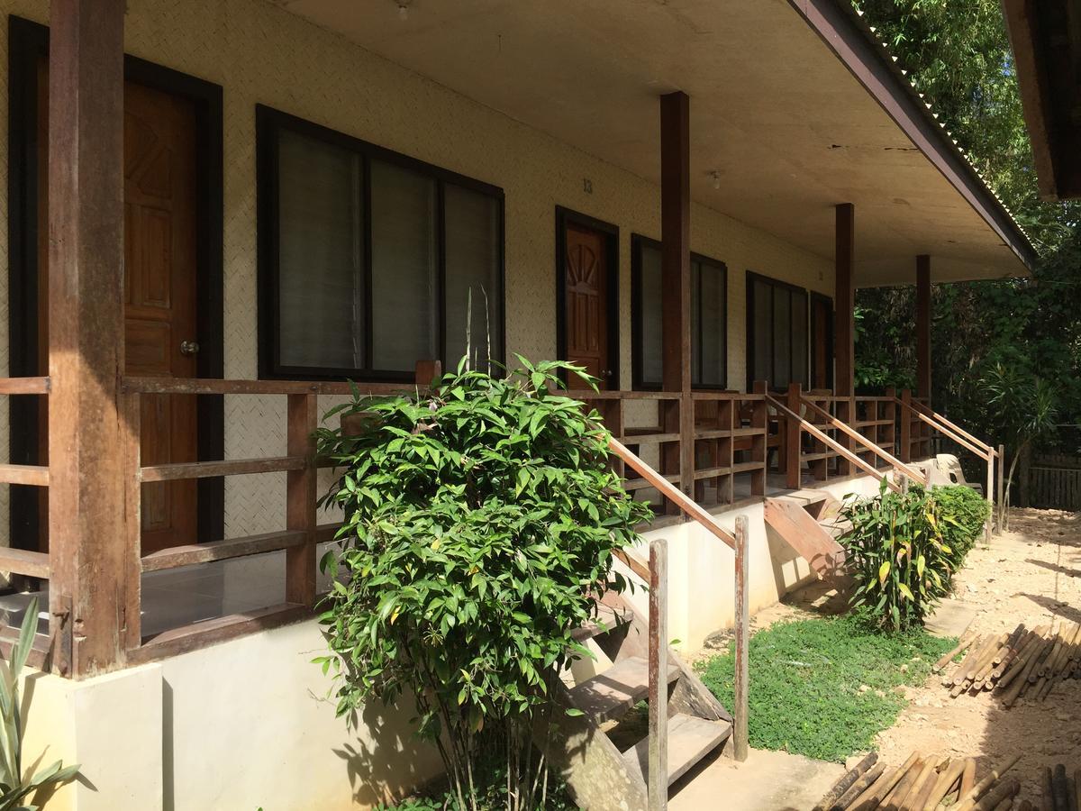Tay Lelong'S Pension House Taytay  Exterior photo